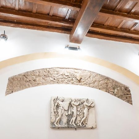 Domus Castle Colosseum - Rione Monti Roma Esterno foto
